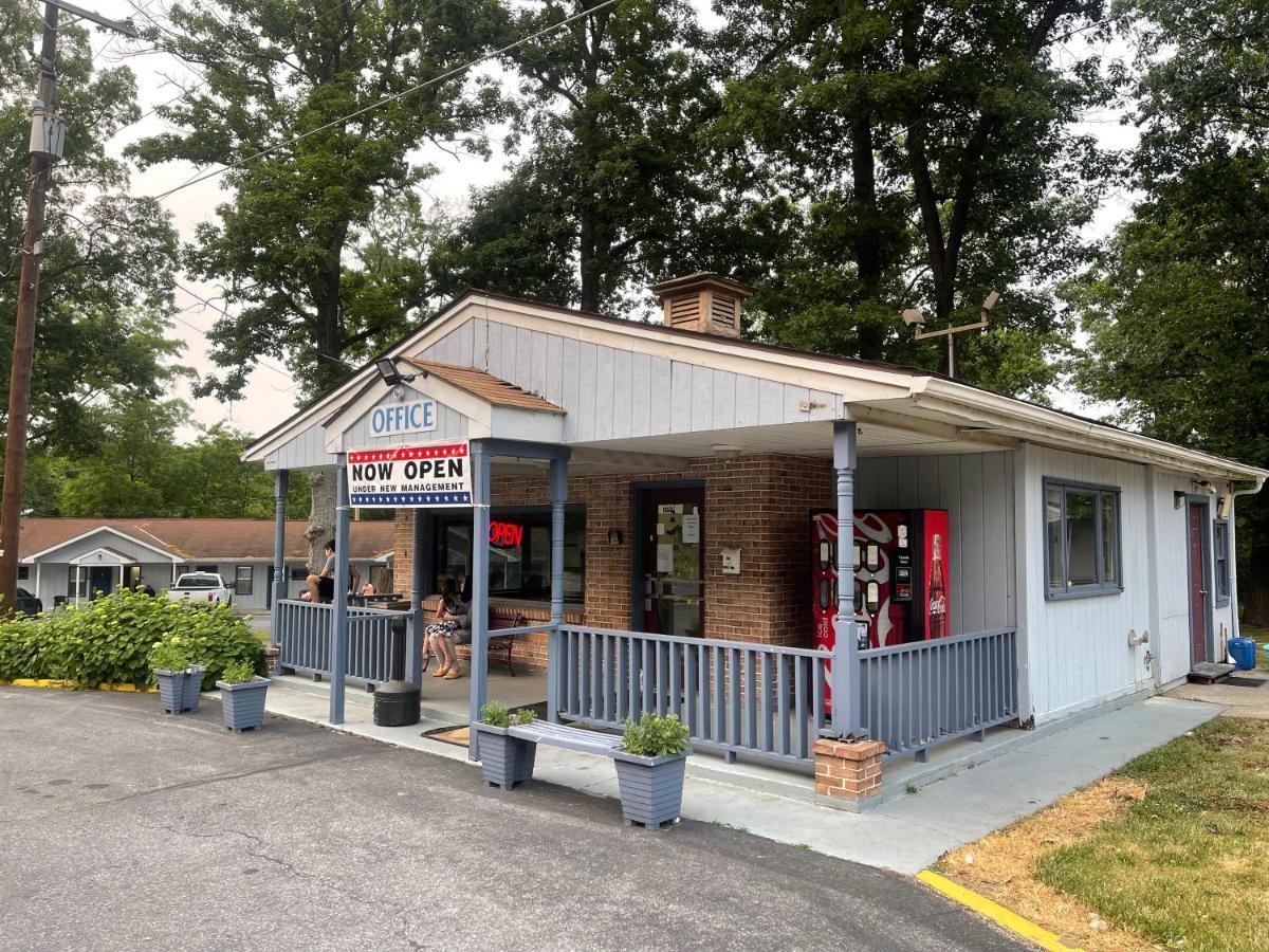 Pennswoods Inn Manheim Exterior foto